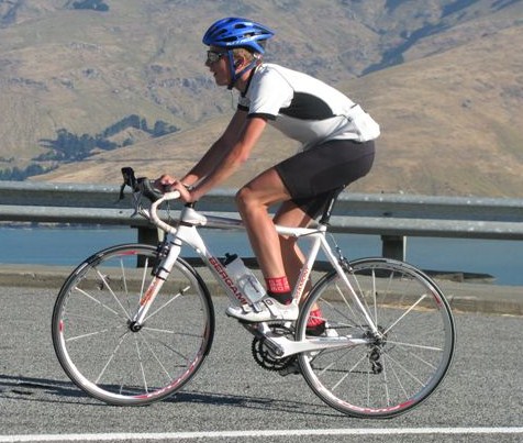 Bakker climbs up Evans Pass 